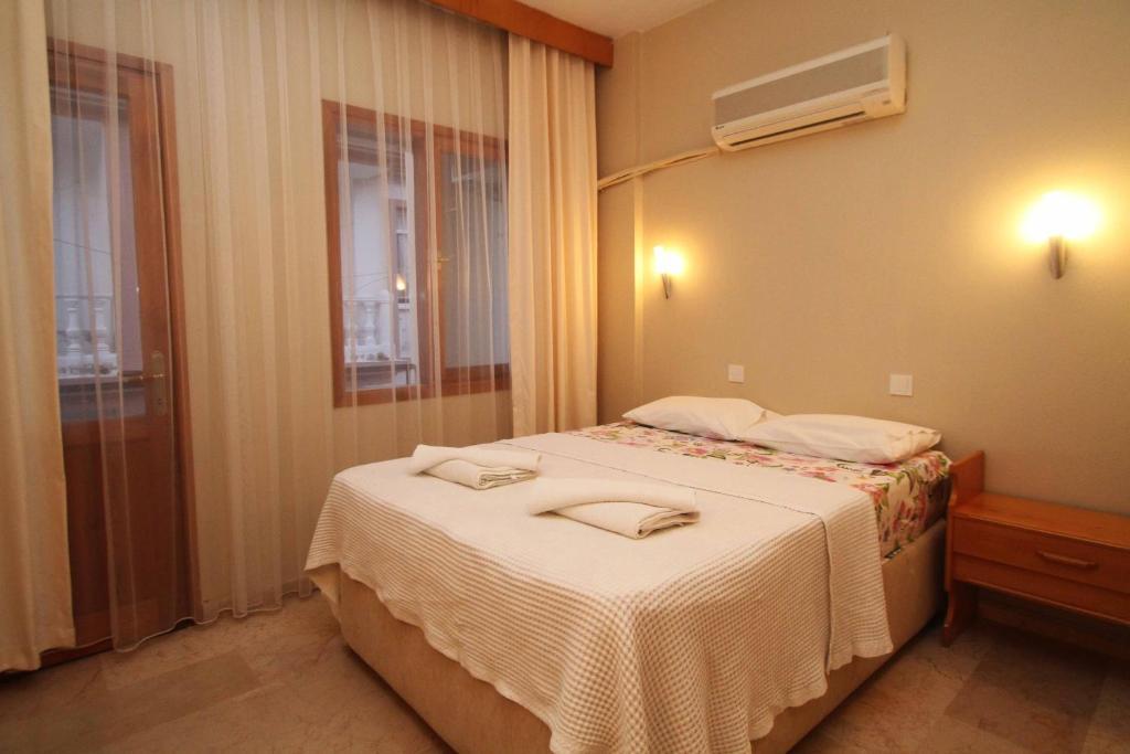 Koz Eren Otel Çeşme Δωμάτιο φωτογραφία
