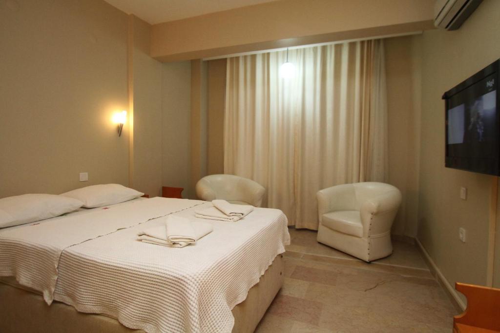 Koz Eren Otel Çeşme Δωμάτιο φωτογραφία